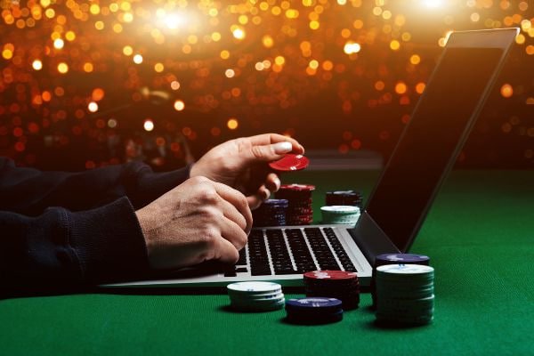 Sports betting section covering basketball and football at ph 40